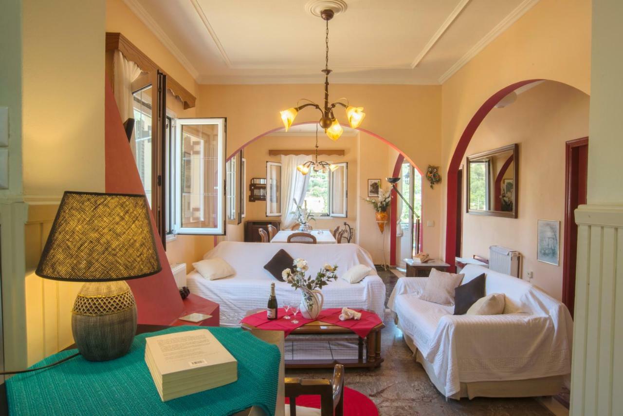 Alexandra Apartment Гайос Екстериор снимка